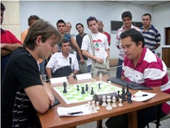El villaclareño Diasmany Otero (a la derecha) ganó el evento (foto tomada por Osmany Pedraza)