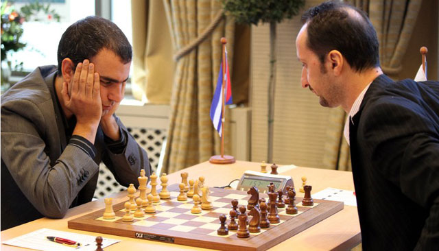 Leiner jugó un brillante final ante Topalov (foto tomada del sitio oficial del torneo)