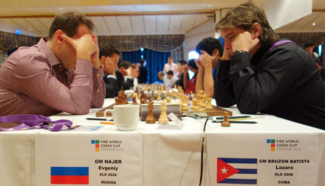 Bruzón derrotó en las dos partidas rápidas al ruso Najer (foto tomada del sitio oficial del torneo)