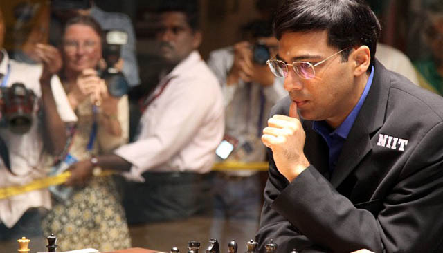 Anand tuvo ventaja en la tercera partida (foto tomada del sitio oficial del match)