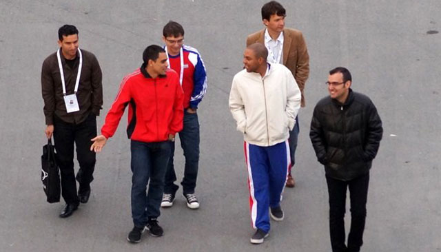 El optimismo es muy evidente en la selección cubana a su llegada a la sede del evento (foto tomada del sitio oficial de la Olimpiada)