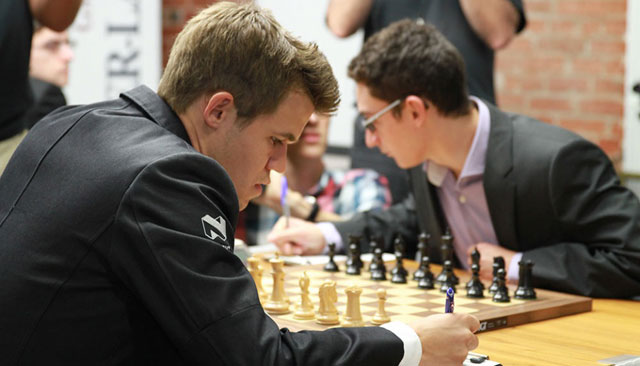 Carlsen perdió ante Caruana en la tercera ronda de la Copa Sinquefield