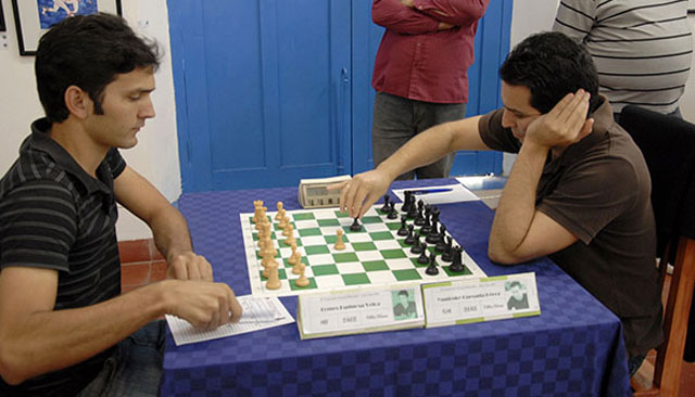 Quesada perdió ante Espinosa, pero todavía conserva algunas posibilidades de lograr el título cubano (foto tomada de Vanguardia.cu)