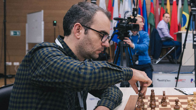 Leinier Domínguez dividió el punto ante Wang Hao en Copa Mundial ajedrez