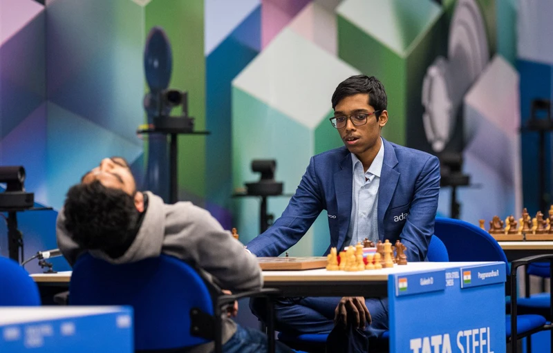 El GM indio Praggnanandhaa se coronó campeón del Tata Steel Chess Masters 2025, al superar en el match de desempate al campeón mundial Gukesh